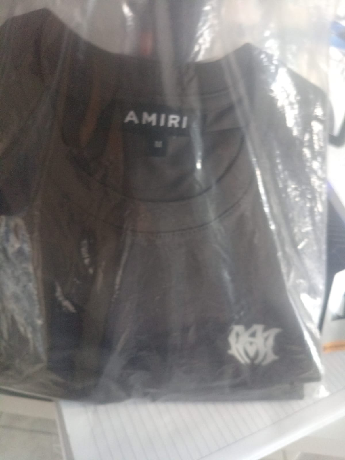 Playeras Amiri
